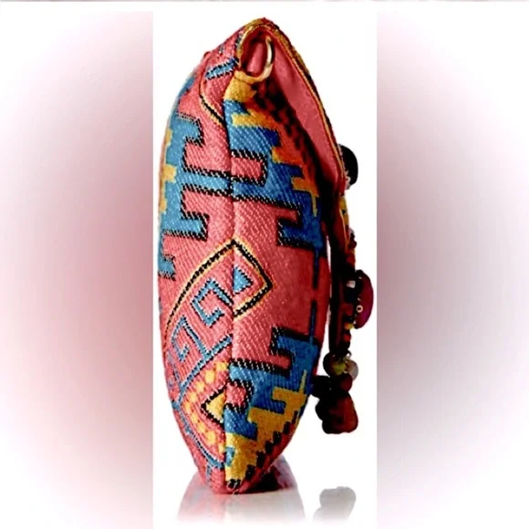 Steve Madden Aztec Pattern Clutch removable chain strap, multicolor beads & gems - Picture 3 of 9